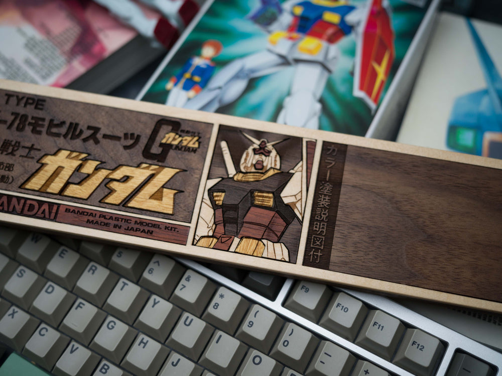 Gundam rest/assist for your keyboard