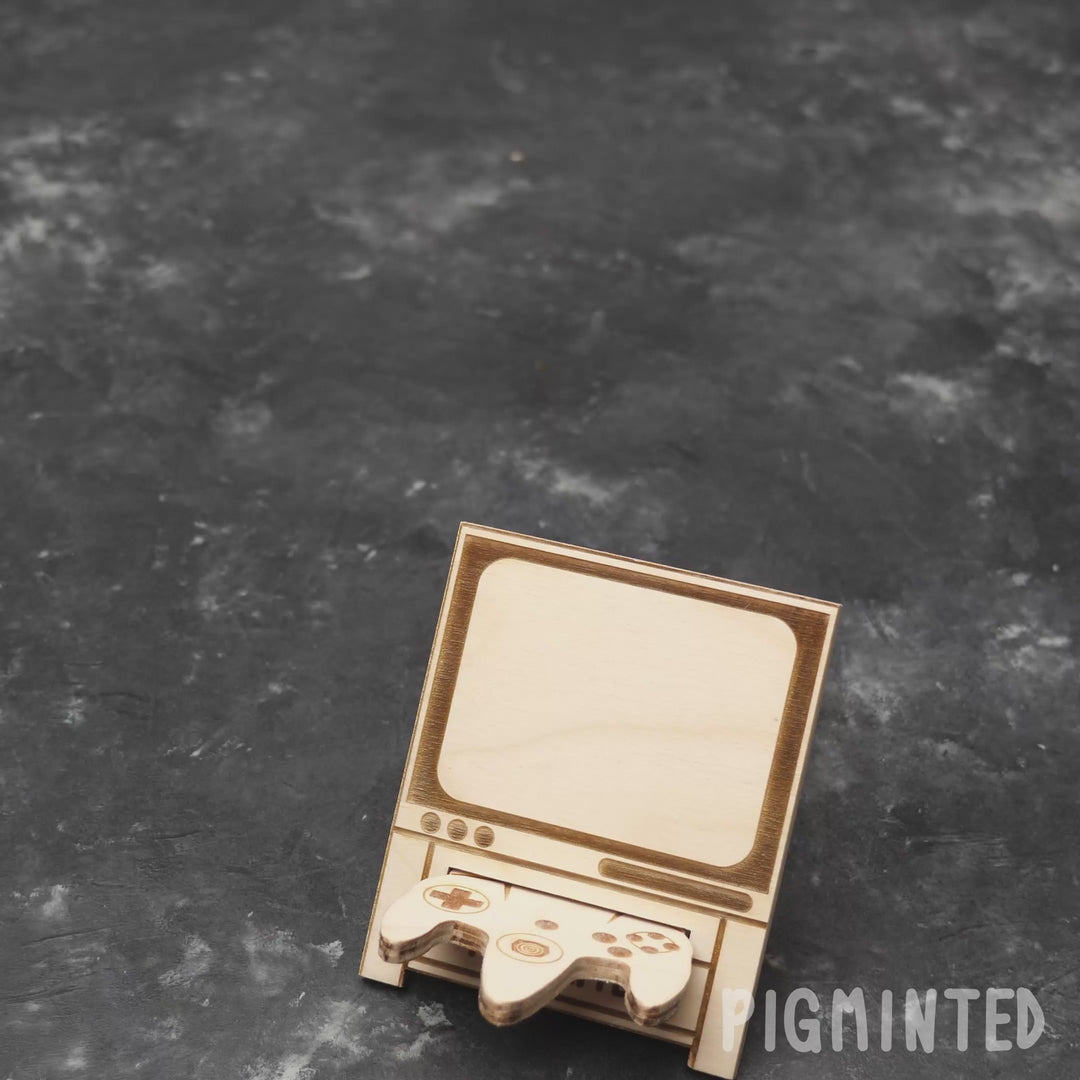 Wooden Mario 64 replica / N64 Cartridge Replica